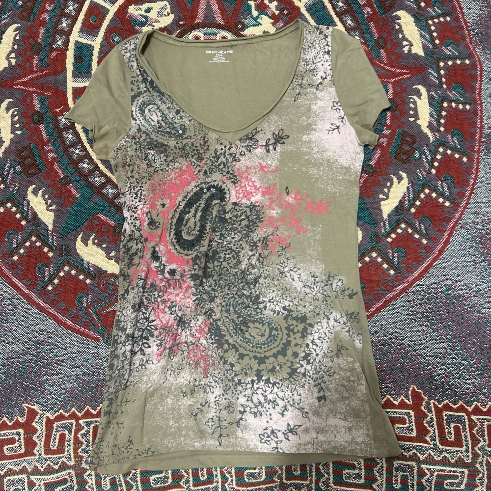 Dkny Green and Black Fitted Graphic T-Shirt